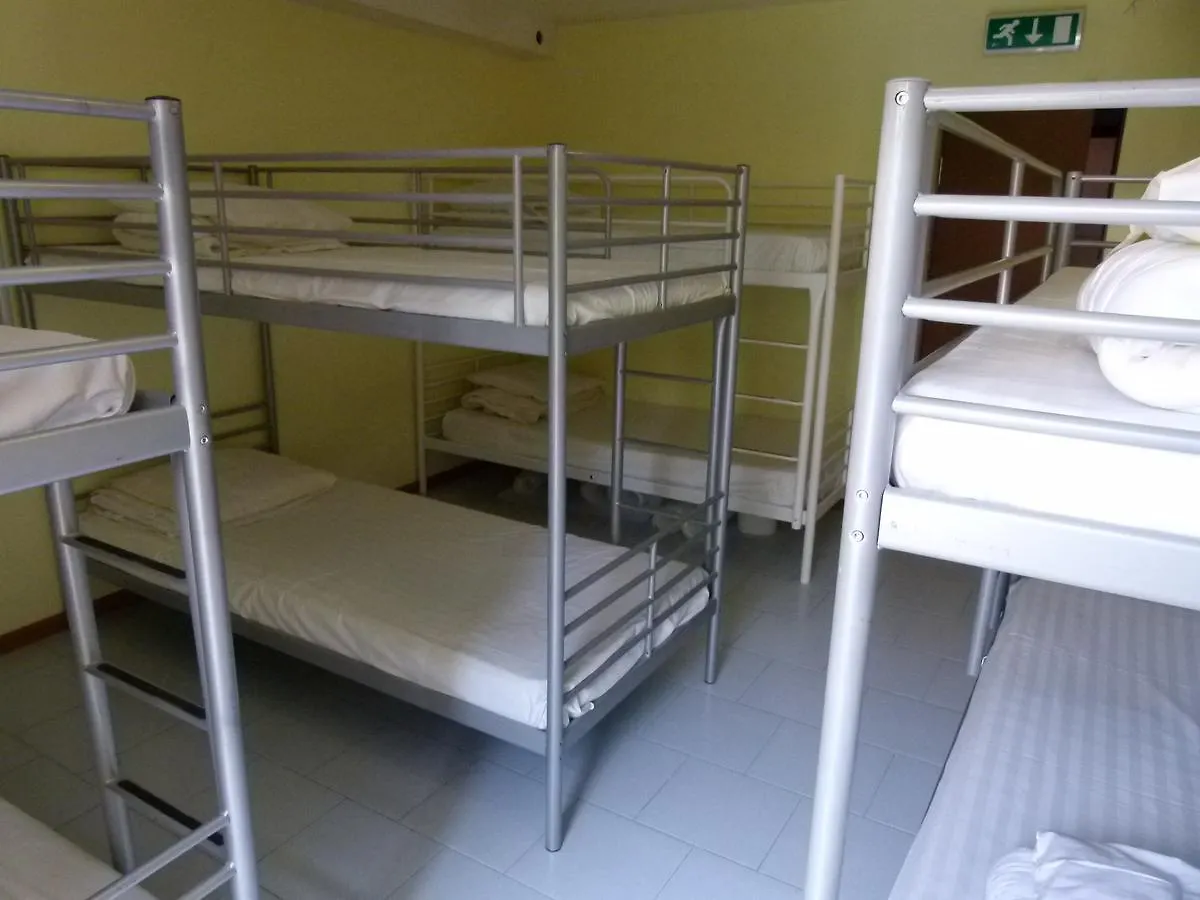 Why Me Eco-Friendly Hostel Tbilisi 0*,