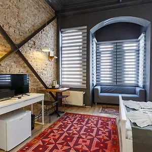miro-mansion.istanbul-turkeyhotels.com/